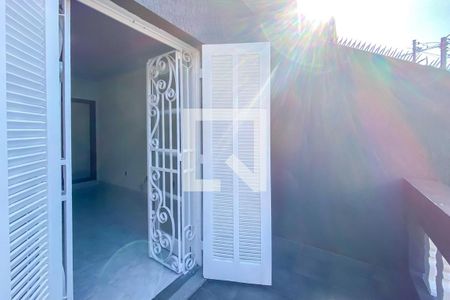 Casa à venda com 275m², 3 quartos e 3 vagas Casa à venda com 275m², 3 quartos e 3 vagasVaranda do Quarto 1