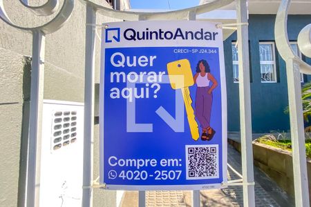 Casa à venda com 275m², 3 quartos e 3 vagas Casa à venda com 275m², 3 quartos e 3 vagasPlaca