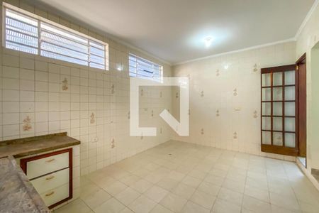 Casa à venda com 275m², 3 quartos e 3 vagas Casa à venda com 275m², 3 quartos e 3 vagasCozinha