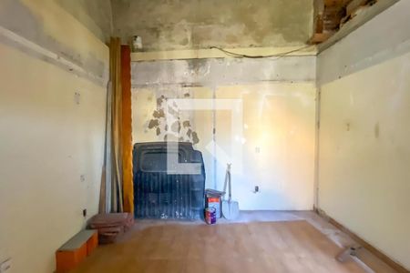 Casa à venda com 275m², 3 quartos e 3 vagas Casa à venda com 275m², 3 quartos e 3 vagasQuarto de Serviço