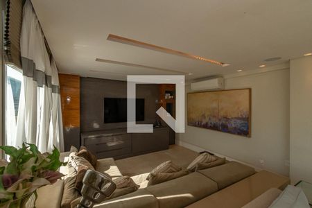 Sala de TV   de apartamento para alugar com 4 quartos, 340m² em Cambuí, Campinas