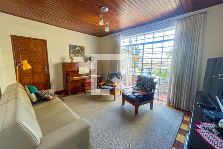 Sala de casa à venda com 4 quartos, 210m² em Sumarezinho, São Paulo