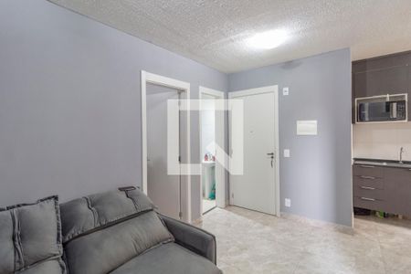 Sala de apartamento para alugar com 2 quartos, 36m² em Guaianazes, São Paulo