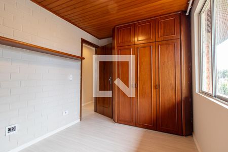 Quarto 1 de apartamento para alugar com 3 quartos, 73m² em Bacacheri, Curitiba