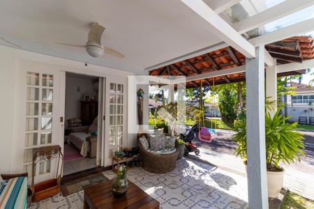 Casa de Condomínio para alugar com 4 quartos, 170m² em Camboinhas, Niterói