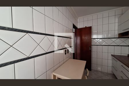 Cozinha de apartamento para alugar com 1 quarto, 48m² em Ocian, Praia Grande