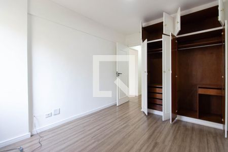 Quarto 1 de apartamento para alugar com 2 quartos, 74m² em Vila Olímpia, São Paulo