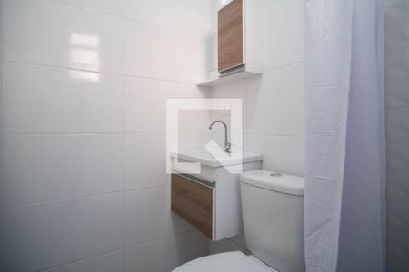 Banheiro  de kitnet/studio para alugar com 1 quarto, 20m² em Vila Paulistania, São Paulo