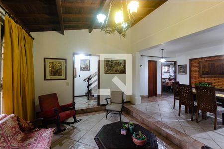 Sala de casa para alugar com 3 quartos, 200m² em Espírito Santo, Porto Alegre