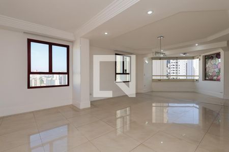 Apartamento à venda com 215m², 4 quartos e 4 vagasSala 1