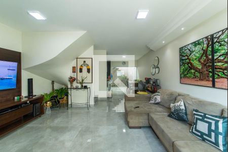 Sala de casa à venda com 3 quartos, 100m² em Cidade Vargas, São Paulo