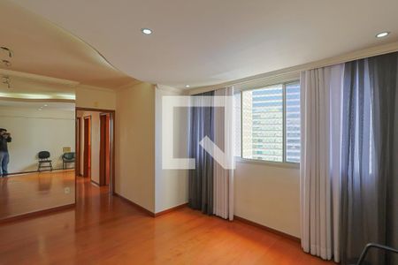 Sala de apartamento para alugar com 3 quartos, 91m² em Santa Efigênia, Belo Horizonte