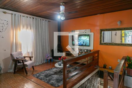 Sala de casa para alugar com 4 quartos, 300m² em Teresópolis, Porto Alegre