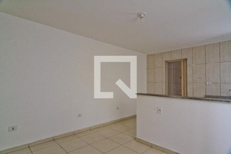 Sala de casa para alugar com 1 quarto, 40m² em Vila Mirante, São Paulo