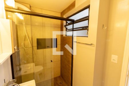 Banheiro de kitnet/studio à venda com 1 quarto, 31m² em Cidade Baixa, Porto Alegre