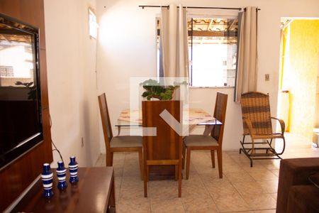 Sala de casa para alugar com 3 quartos, 90m² em São Joaquim, Contagem