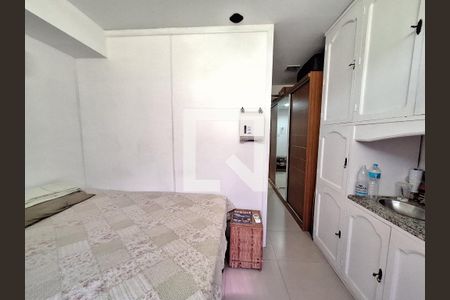 Quarto/Cozinha  de kitnet/studio à venda com 1 quarto, 35m² em Centro, Rio de Janeiro