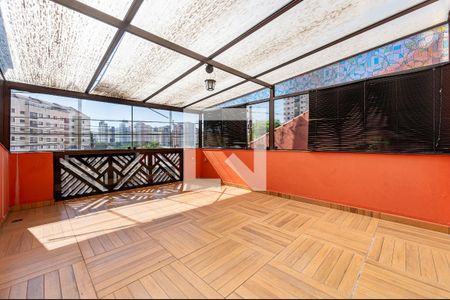 Terraço de casa à venda com 3 quartos, 250m² em Vila Guarani (zona Sul), São Paulo