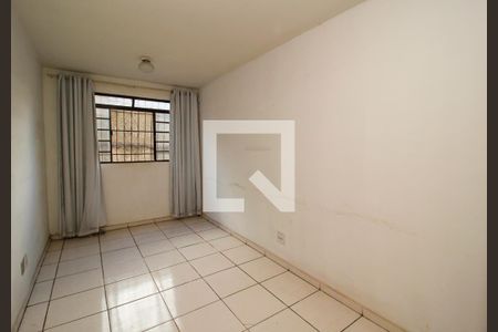 Sala de apartamento para alugar com 3 quartos, 86m² em Floresta, Belo Horizonte