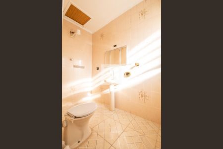 Banheiro da Suíte de casa à venda com 3 quartos, 150m² em Centro, Osasco