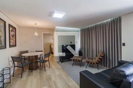 Sala  de apartamento para alugar com 1 quarto, 55m² em Kobrasol, São José