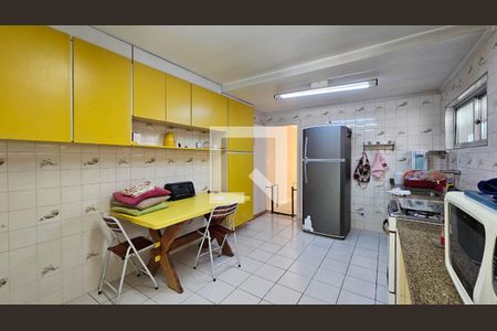 Cozinha de casa para alugar com 3 quartos, 114m² em Jardim Umuarama, São Paulo