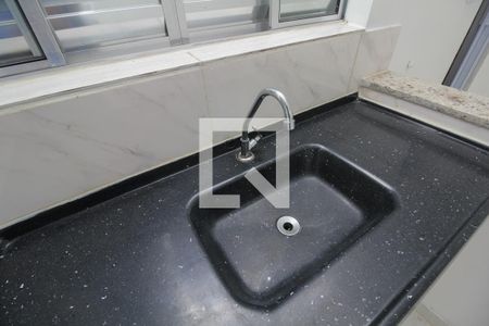 Sala e Cozinha de casa para alugar com 1 quarto, 18m² em Cidade Patriarca, São Paulo