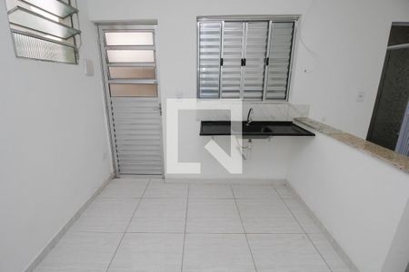 Sala e Cozinha de casa para alugar com 1 quarto, 18m² em Cidade Patriarca, São Paulo