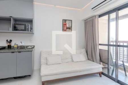 Sala/Cozinha de apartamento para alugar com 1 quarto, 32m² em Brooklin Paulista, São Paulo