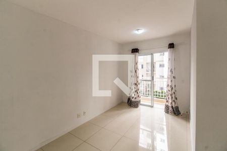 Sala de apartamento à venda com 2 quartos, 61m² em Jardim Tupanci, Barueri