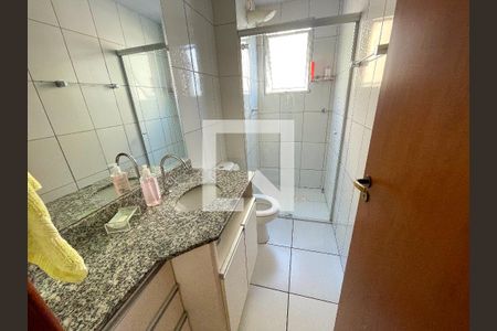 Banheiro Social de apartamento para alugar com 3 quartos, 60m² em Diamante, Belo Horizonte