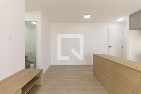 Sala de apartamento para alugar com 3 quartos, 72m² em Vila Nair, São Paulo