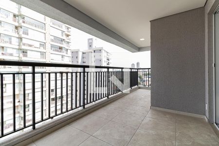 Varanda de apartamento para alugar com 3 quartos, 72m² em Vila Nair, São Paulo