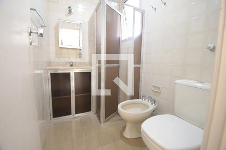Banheiro de apartamento para alugar com 1 quarto, 58m² em Centro, Campinas
