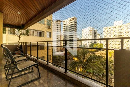 Varanda de apartamento à venda com 4 quartos, 186m² em Santa Cecília, São Paulo