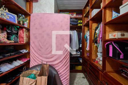 Casa de condomínio à venda com 96m², 4 quartos e 1 vaga Casa de condomínio à venda com 96m², 4 quartos e 1 vagaQuarto 4 Closet