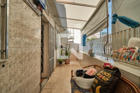 Casa de condomínio à venda com 96m², 4 quartos e 1 vaga Casa de condomínio à venda com 96m², 4 quartos e 1 vagaÁrea de Serviço