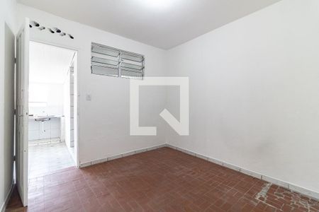 Quarto 2 de casa para alugar com 2 quartos, 60m² em Vila Brasilina, São Paulo