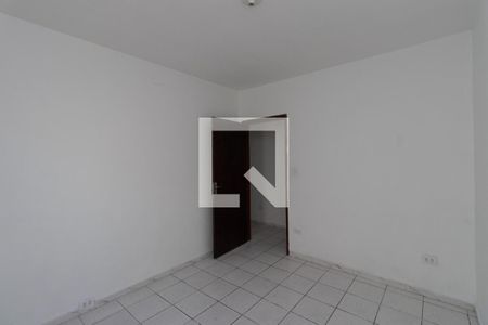 Quarto 1 de casa para alugar com 2 quartos, 100m² em Vila Nilo, São Paulo