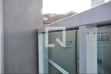 Casa à venda com 60m², 2 quartos e 1 vaga Casa à venda com 60m², 2 quartos e 1 vagaVaranda