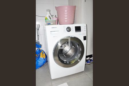 Casa à venda com 60m², 2 quartos e 1 vaga Casa à venda com 60m², 2 quartos e 1 vagaÁrea de Serviço