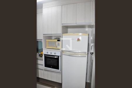 Casa à venda com 60m², 2 quartos e 1 vaga Casa à venda com 60m², 2 quartos e 1 vagaCozinha