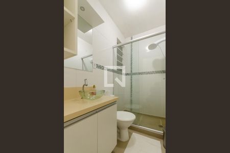 Banheiro de kitnet/studio para alugar com 1 quarto, 34m² em Centro Histórico, Porto Alegre