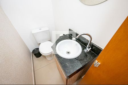 Lavabo de casa para alugar com 3 quartos, 98m² em Vila Alexandria, São Paulo