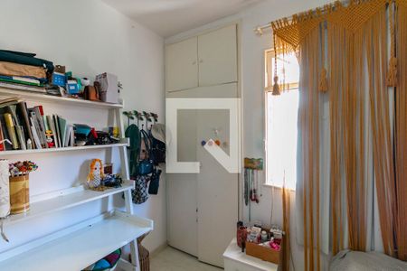 Quarto de apartamento à venda com 3 quartos, 103m² em Caiçaras, Belo Horizonte