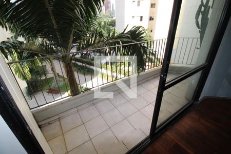 Varanda da Sala de apartamento à venda com 3 quartos, 74m² em Jardim Caboré, São Paulo