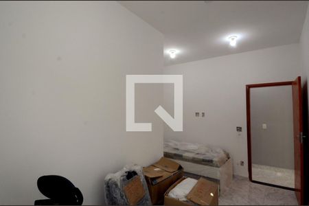 Quarto 2 de casa para alugar com 2 quartos, 98m² em Cordovil, Rio de Janeiro