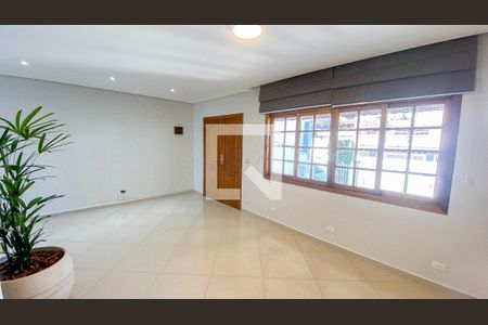 Sala de casa à venda com 3 quartos, 240m² em Cidade São Jorge, Santo André