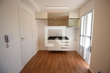 Sala / Cozinha de apartamento para alugar com 2 quartos, 31m² em Vila Sônia, São Paulo