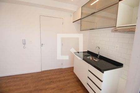 Sala / Cozinha de apartamento para alugar com 2 quartos, 31m² em Vila Sônia, São Paulo